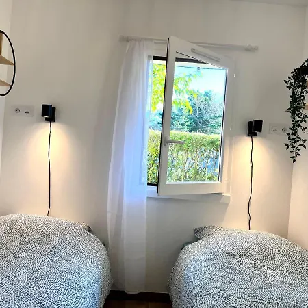 Perle Marine Au Pied De La * Cabourg