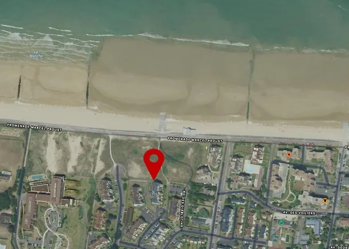 Perle Marine Au Pied De La * Cabourg